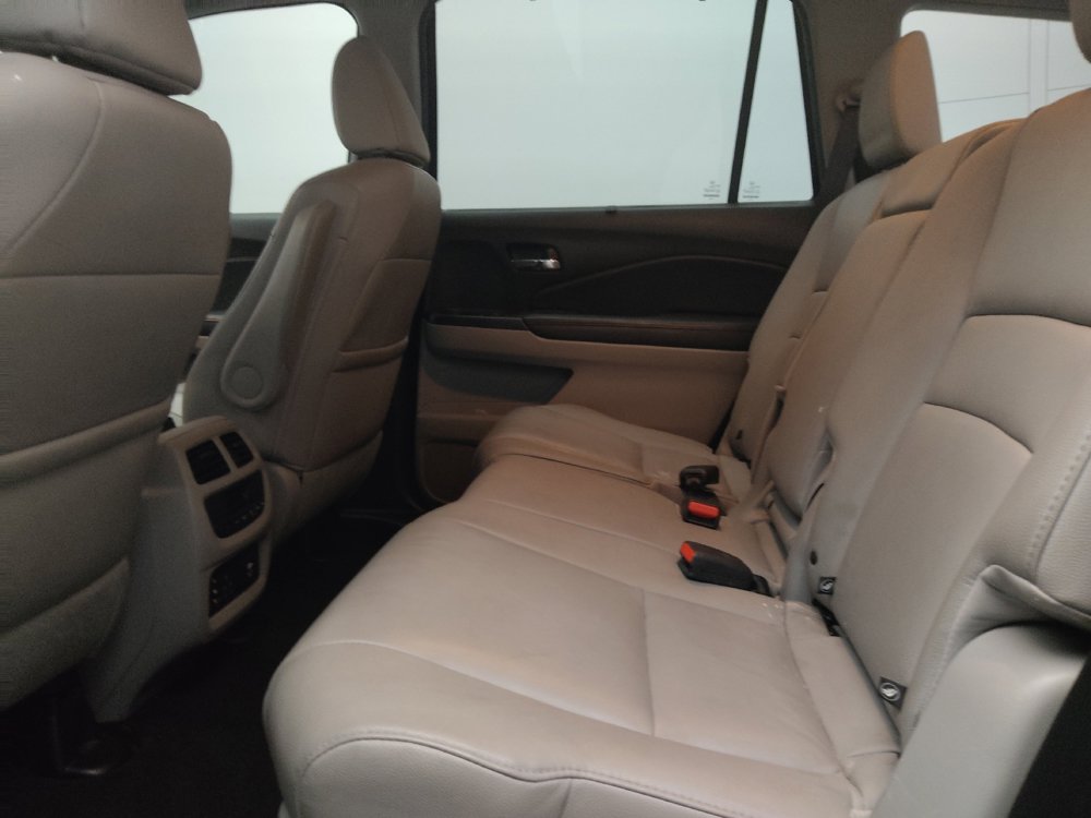 Used 2017 Honda Pilot EX-L image 18