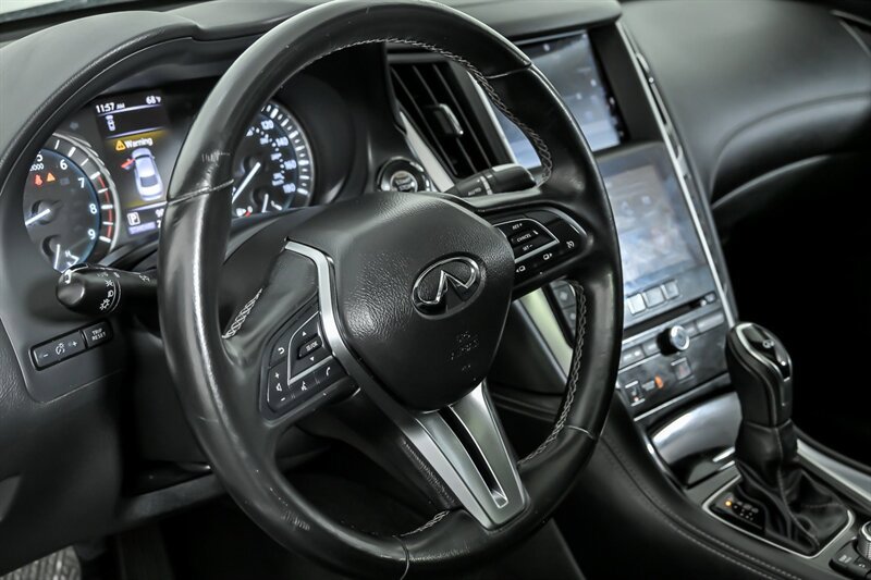 Used 2020 INFINITI Q50 Luxe w/ Essential Package (3.0T Luxe) AWD/4WD image 21