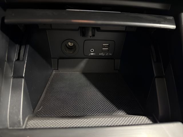Used 2019 Subaru Outback 2.5i AWD/4WD image 23