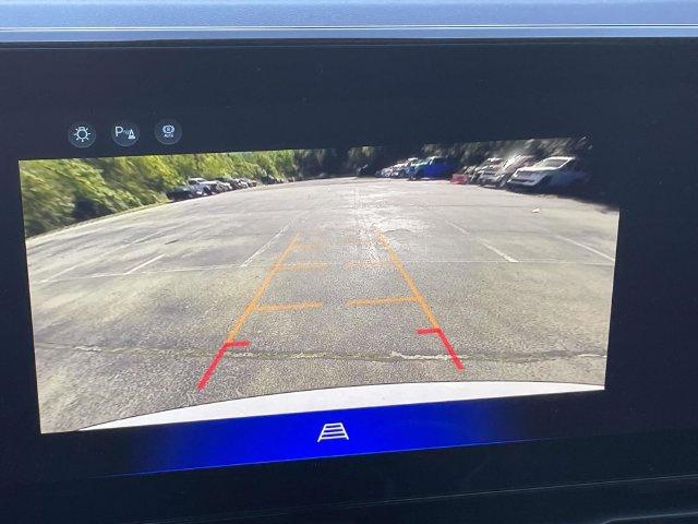 Used 2027 Chevrolet Equinox LT FWD image 22