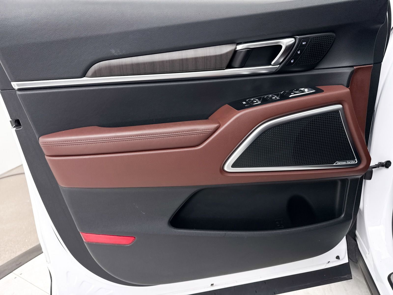 Used 2023 Kia Telluride SX Prestige image 30