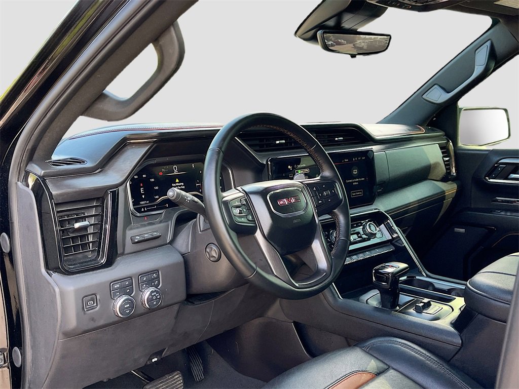 Used 2024 GMC Sierra 1500 AT4 image 9
