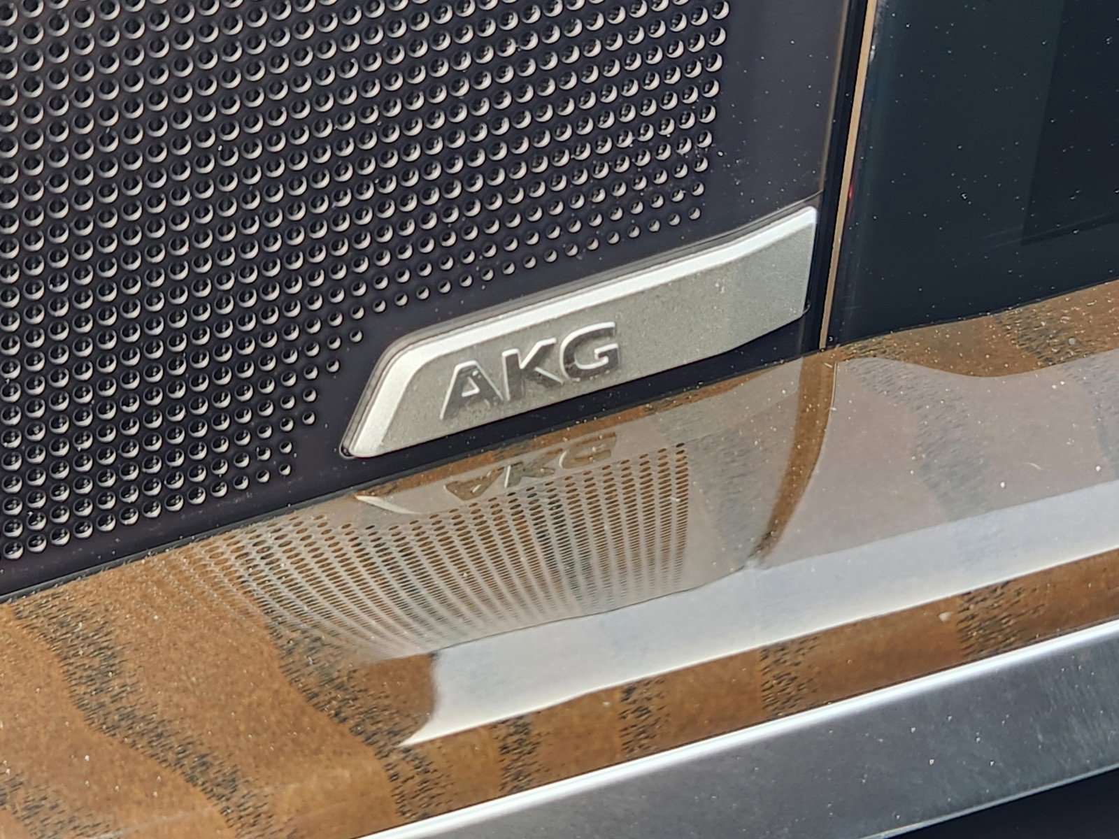 New 2026 Cadillac Escalade ESV Platinum Sport w/ LPO, ONYX Package image 17