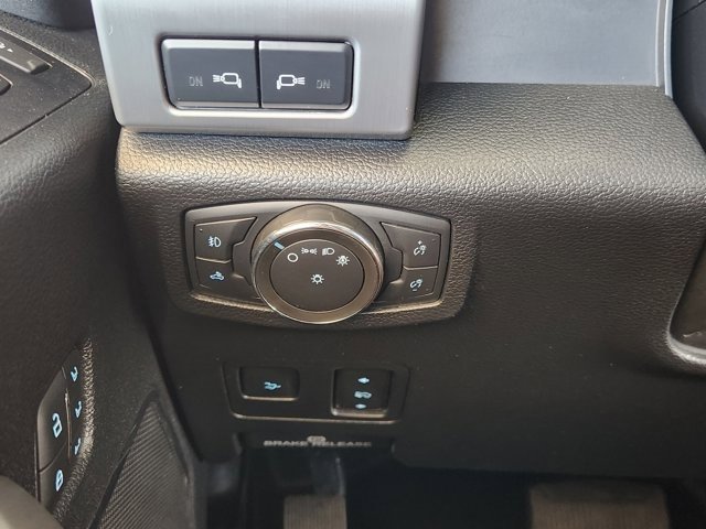 Used 2021 Ford F450 Platinum w/ FX4 Off-Road Package image 25