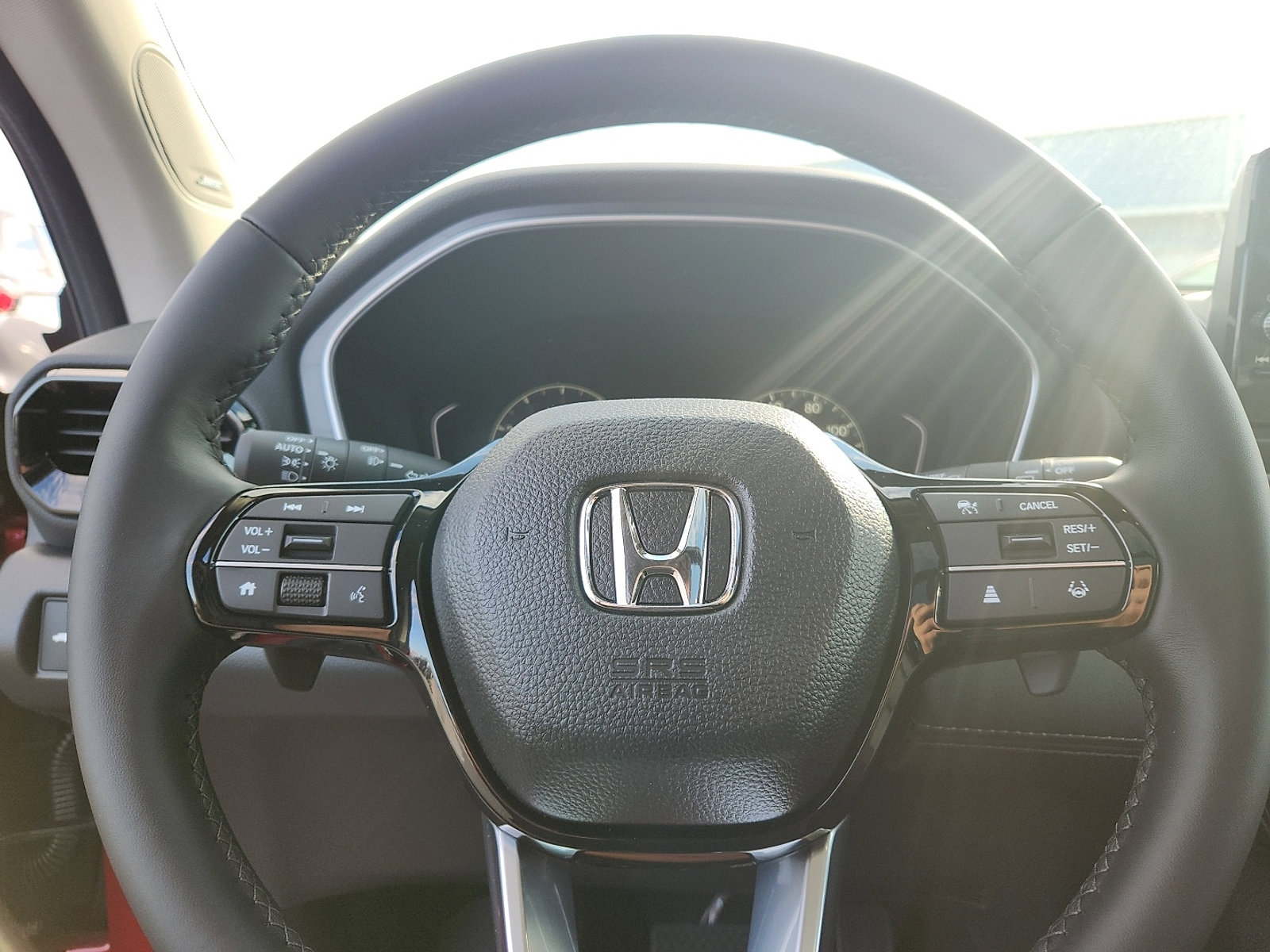 New 2025 Honda Pilot Touring image 15