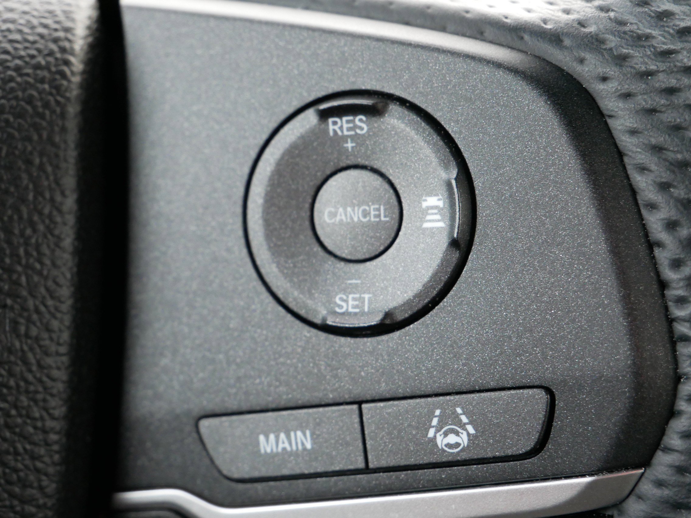 Certified 2025 Honda Passport EX-L image 30