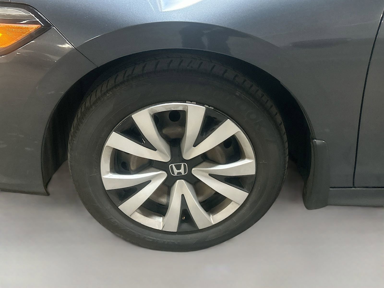 Used 2022 Honda Civic LX image 28