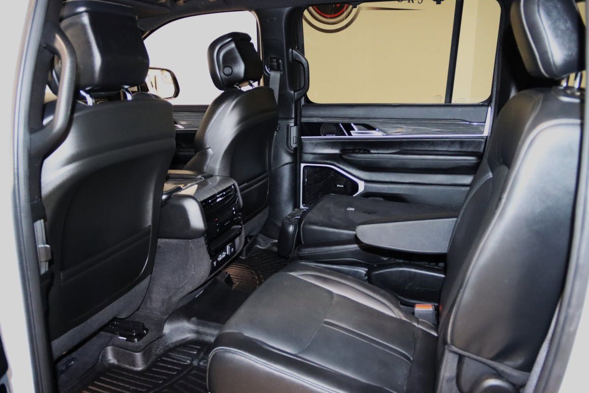 Used 2022 Jeep Wagoneer Series III w/ Premium Group I image 59