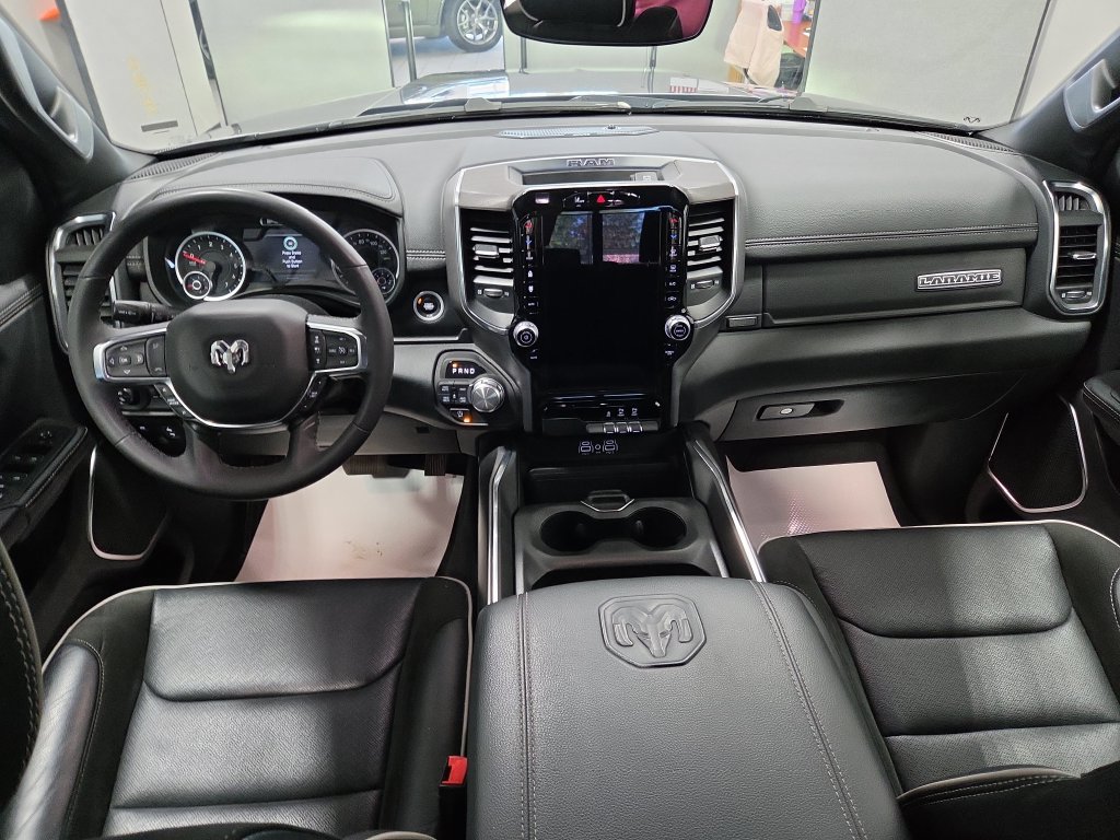 Used 2026 RAM 1500 Laramie AWD/4WD image 3
