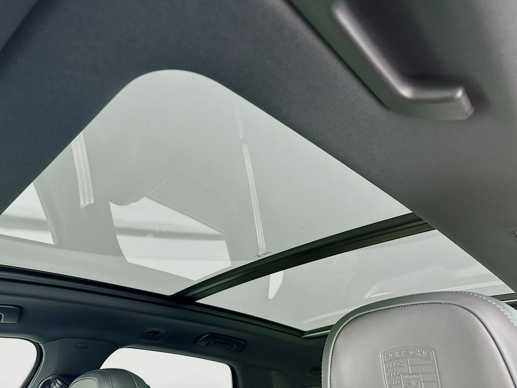 New 2026 Porsche Cayenne S AWD/4WD image 25