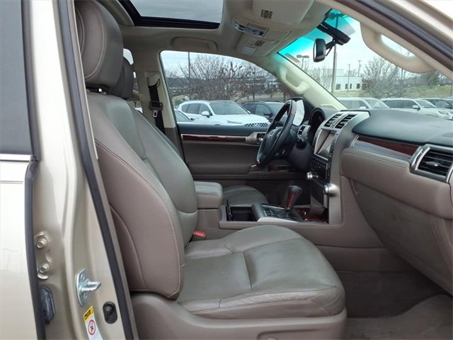Used 2010 Lexus GX 460 image 20