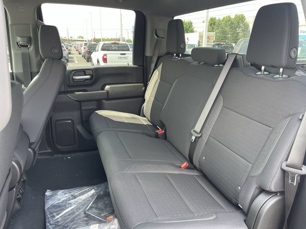 New 2026 Chevrolet Silverado 2500 Custom w/ Custom Value Package AWD/4WD image 21
