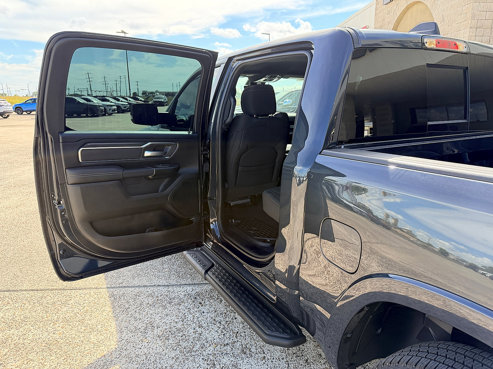New 2026 RAM 1500 Lone Star AWD/4WD image 19