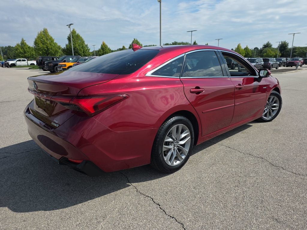 Used 2019 Toyota Avalon XLE w/ Moonroof Package FWD image 7