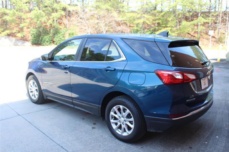 Used 2021 Chevrolet Equinox LT image 3