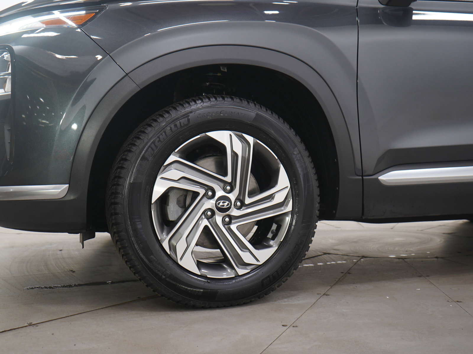 Used 2021 Hyundai Santa Fe SEL w/ Convenience + Premium Package image 29