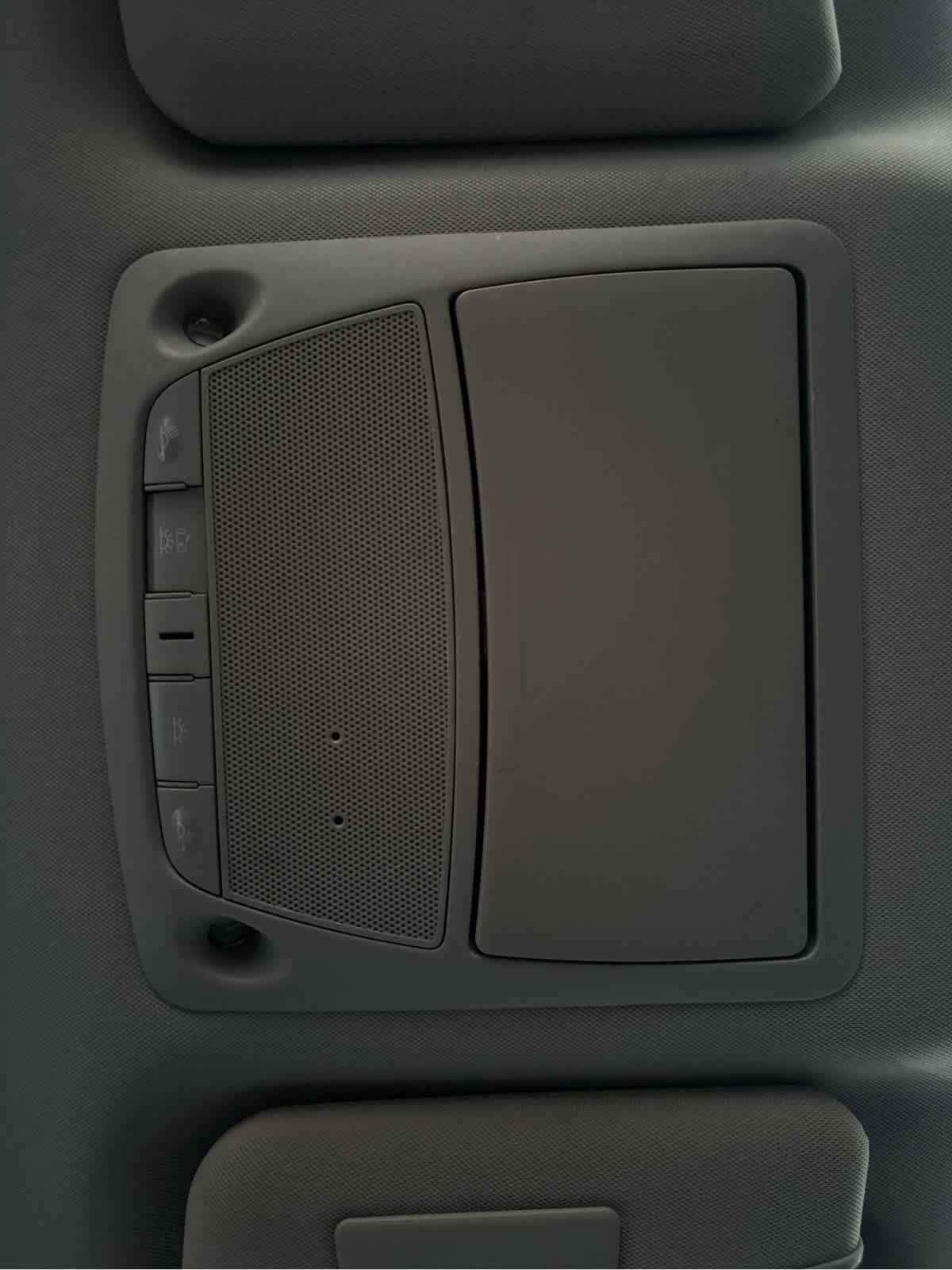 Used 2018 Nissan Rogue S image 24