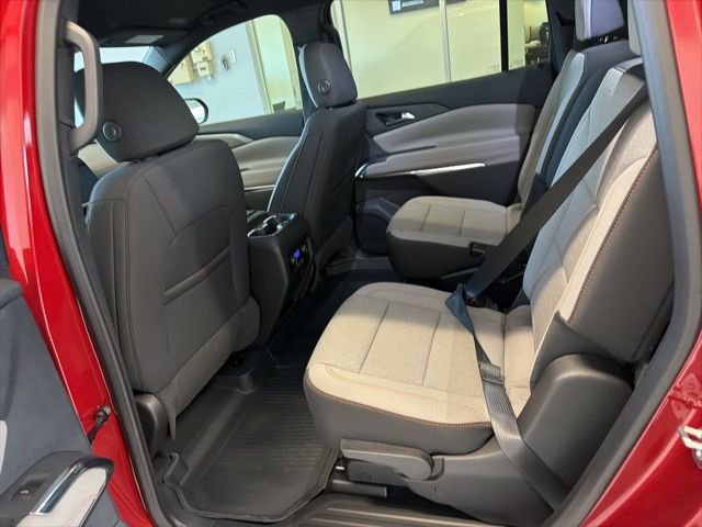 New 2026 Chevrolet Traverse LT image 5