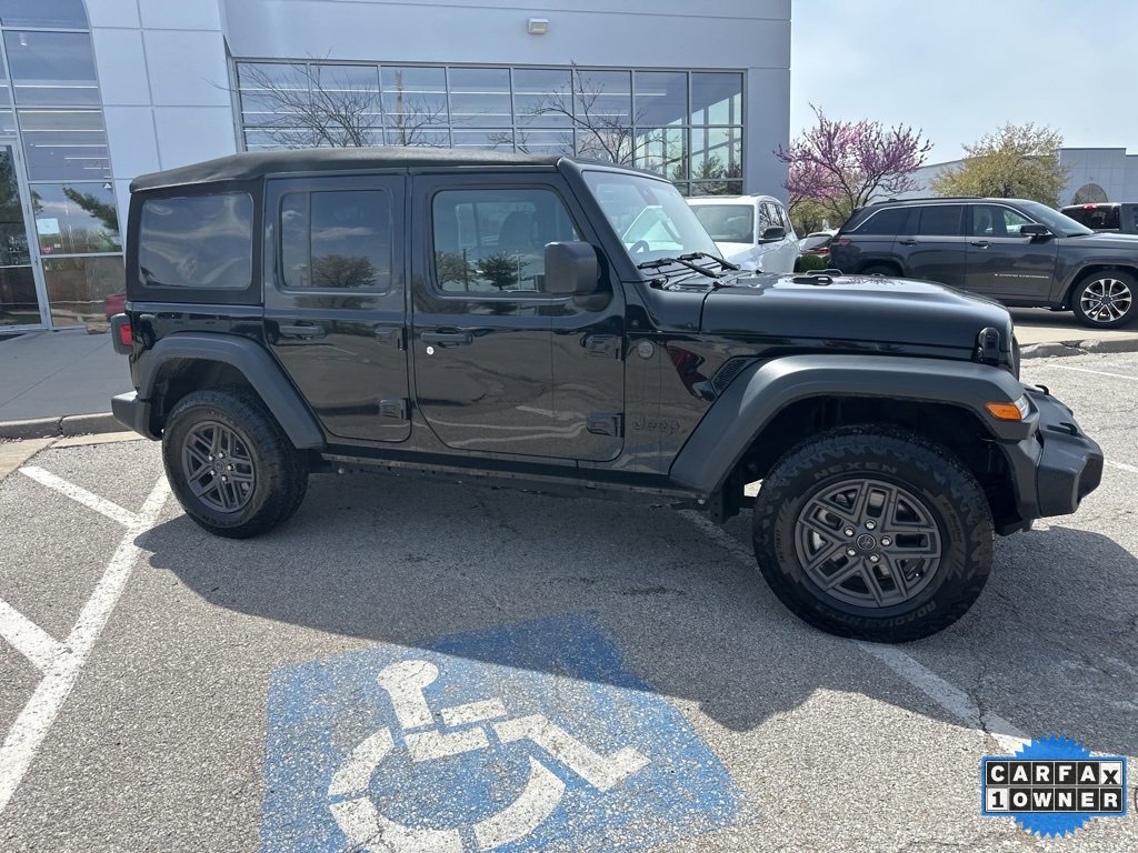Used 2024 Jeep Wrangler Sport S image 36