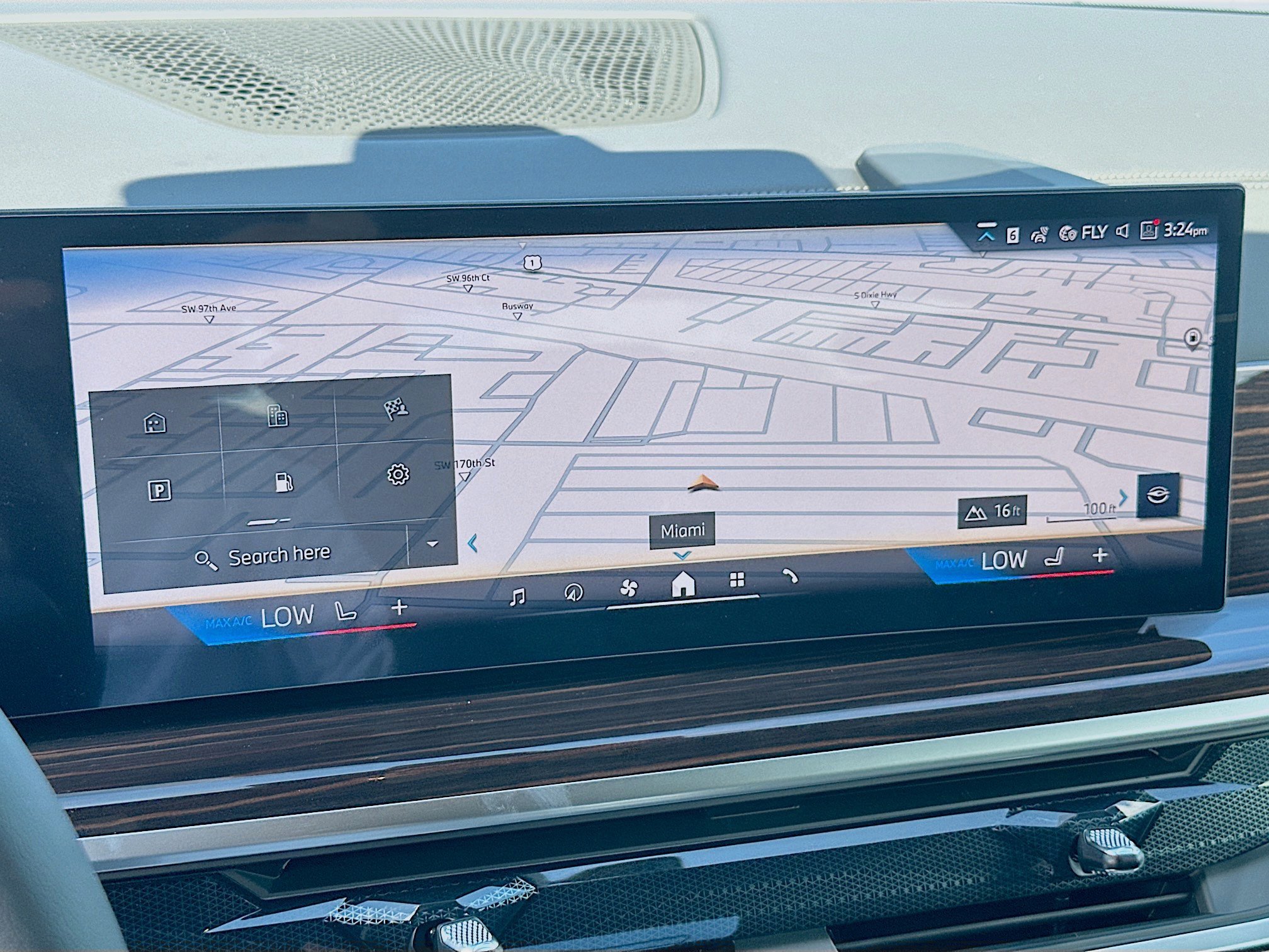 New 2026 BMW X5 sDrive40i w/ Premium Package image 11