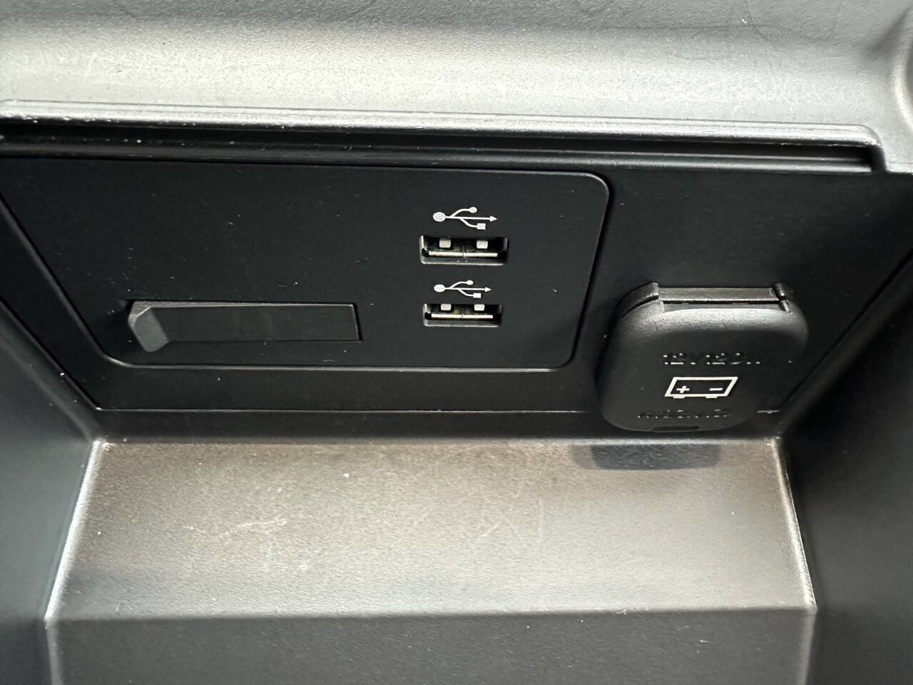 Used 2023 MAZDA MAZDA3 s image 33