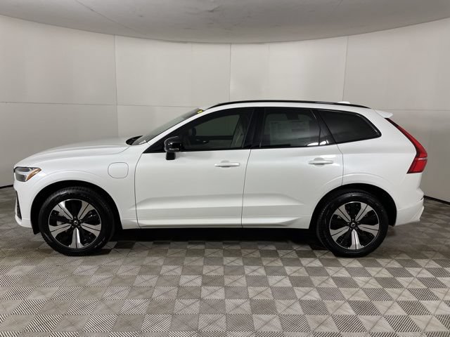 Certified 2025 Volvo XC60 T8 Core w/ Protection Package Premier AWD/4WD image 9