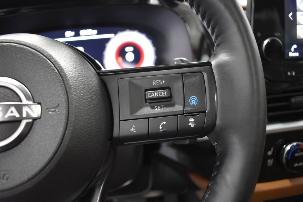 Certified 2023 Nissan Pathfinder Platinum AWD/4WD image 31