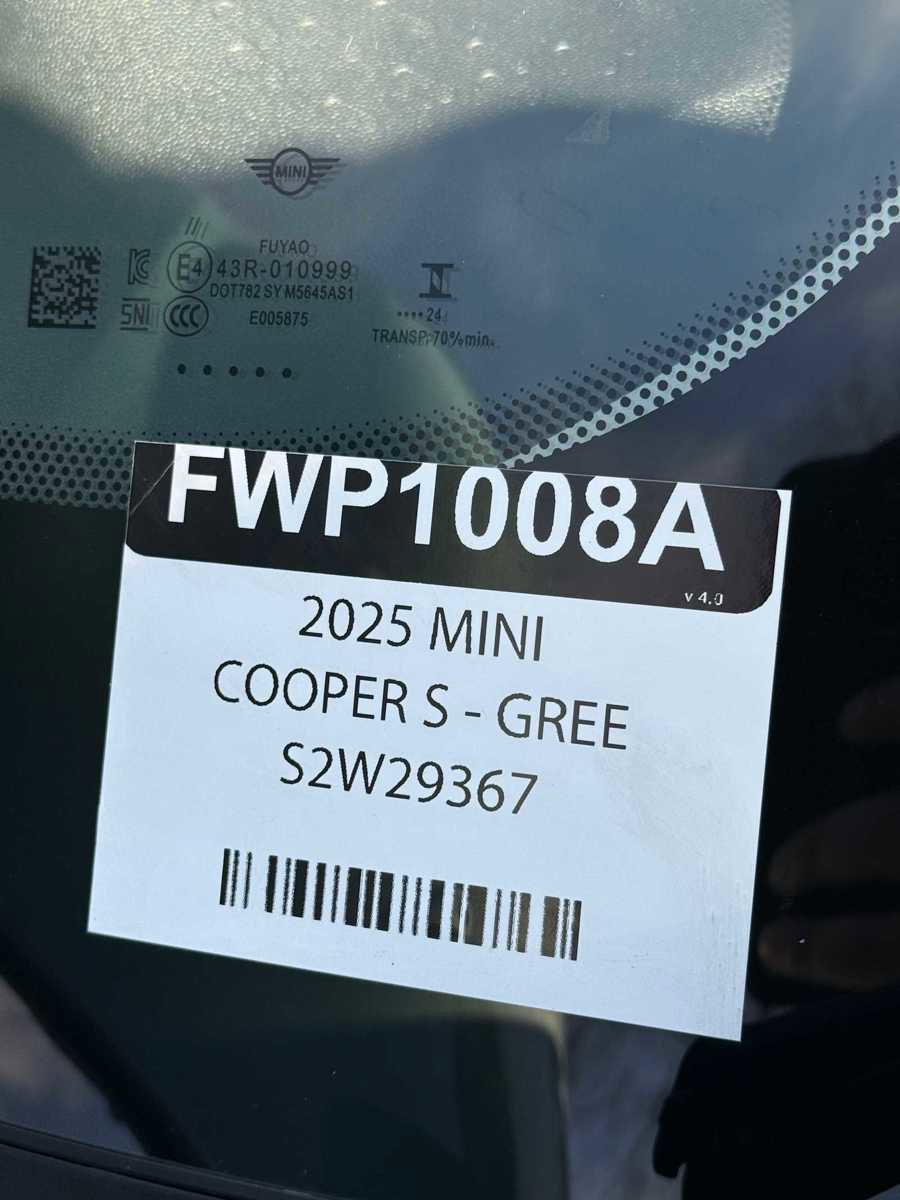 Used 2025 MINI Cooper S image 32