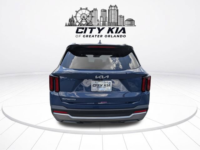 Used 2026 Kia Sorento S FWD image 4