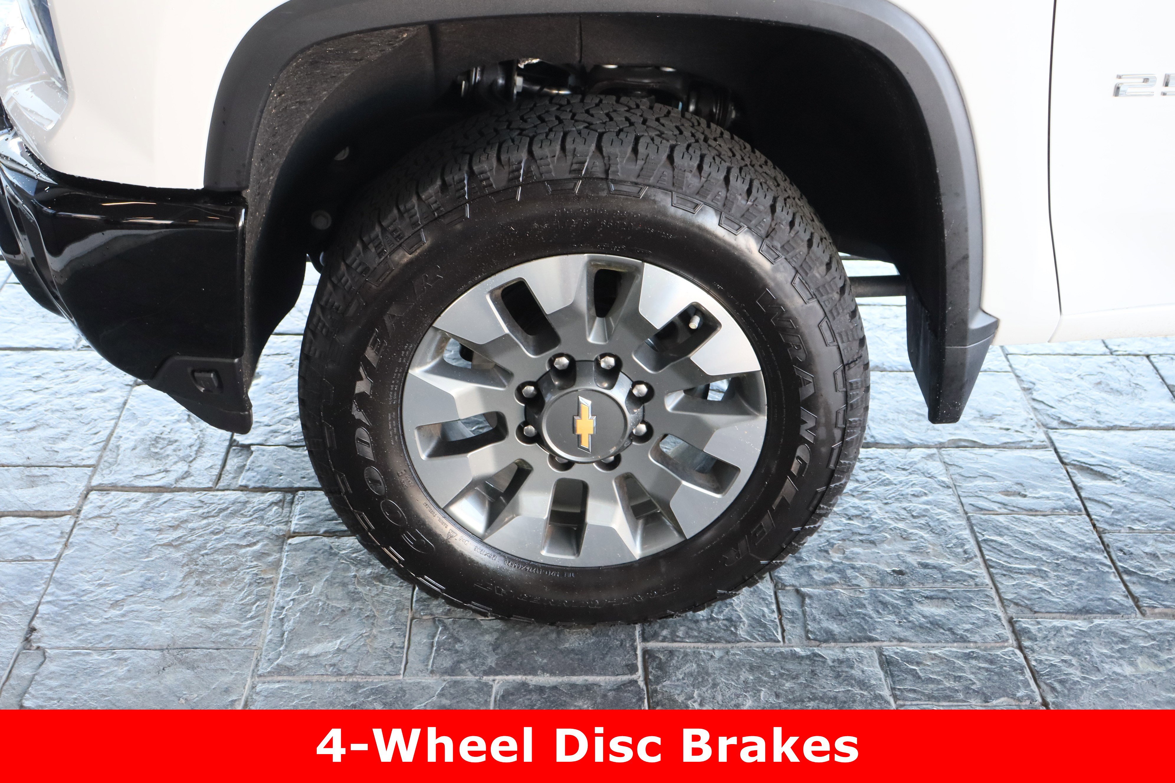 Used 2025 Chevrolet Silverado 2500 Custom w/ Custom Value Package image 11