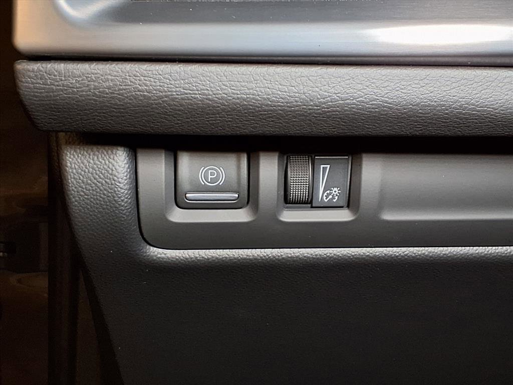 Certified 2025 Cadillac XT4 Sport w/ Cold Weather Package image 13