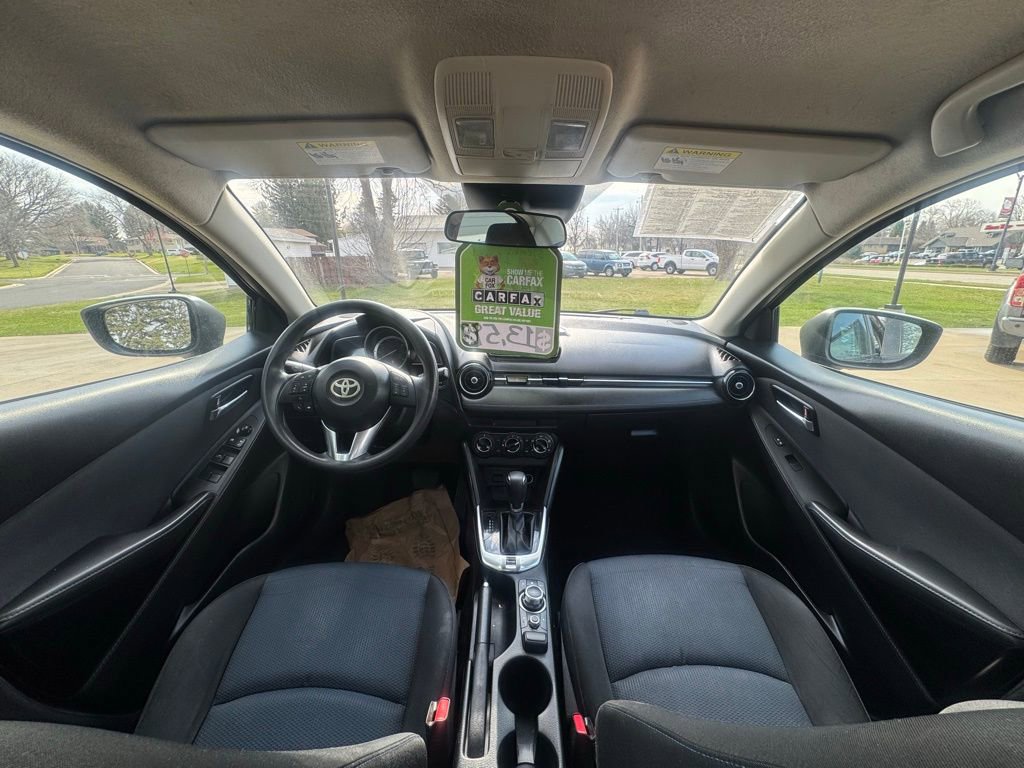 Used 2017 Toyota Yaris iA FWD image 8
