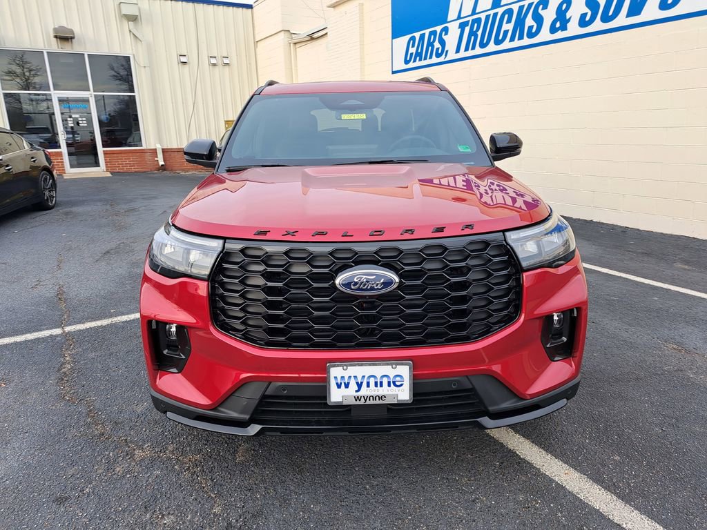 New 2026 Ford Explorer ST-Line w/ ST-Line Street Pack image 2