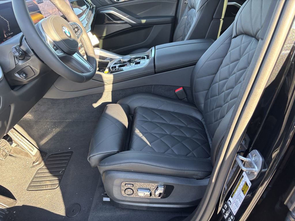 New 2026 BMW X6 xDrive40i image 14