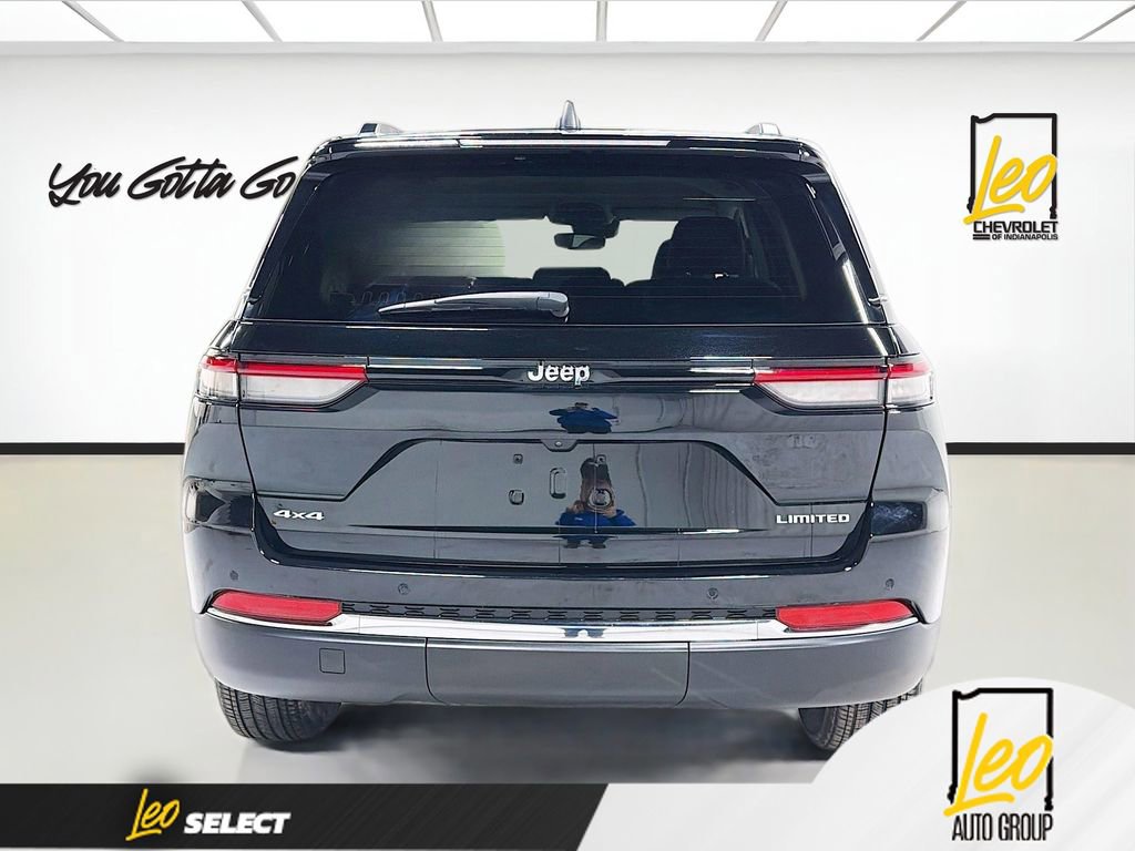 Used 2023 Jeep Grand Cherokee Limited image 6