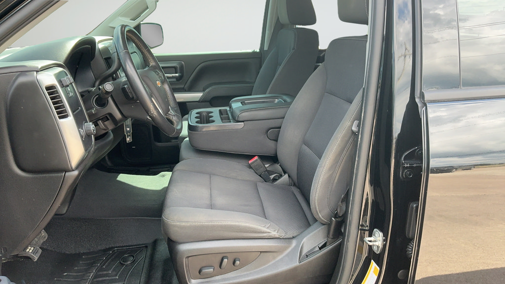 Used 2019 Chevrolet Silverado 1500 LT w/ Texas Edition RWD image 17