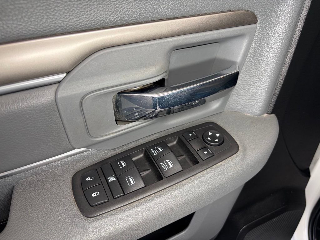 Used 2017 RAM 1500 Outdoorsman AWD/4WD image 15