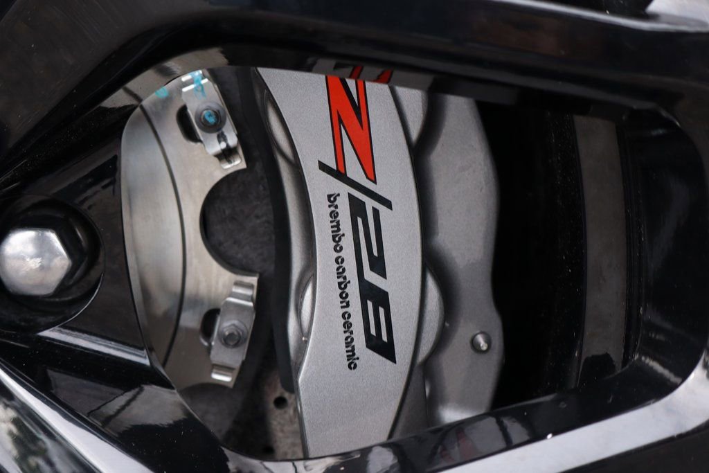 Used 2015 Chevrolet Camaro Z/28 RWD image 36