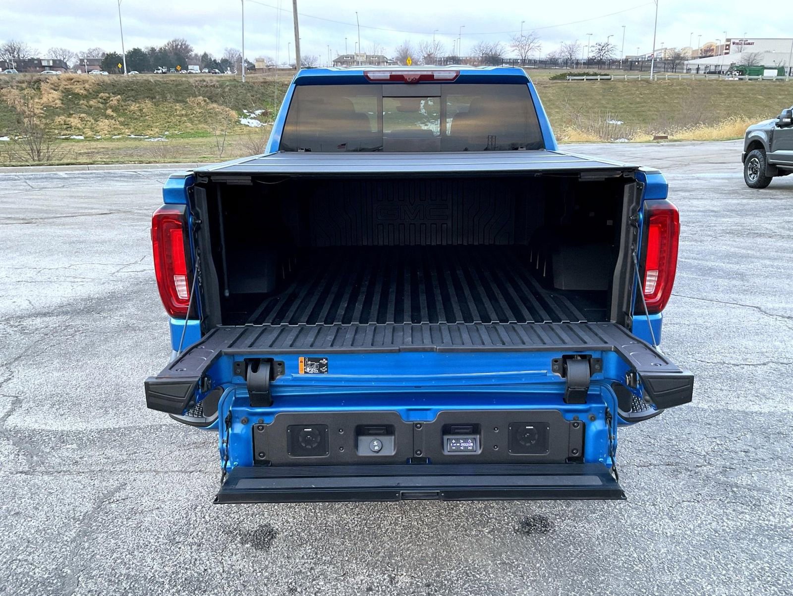 Certified 2024 GMC Sierra 1500 AT4 w/ Technology Package image 21