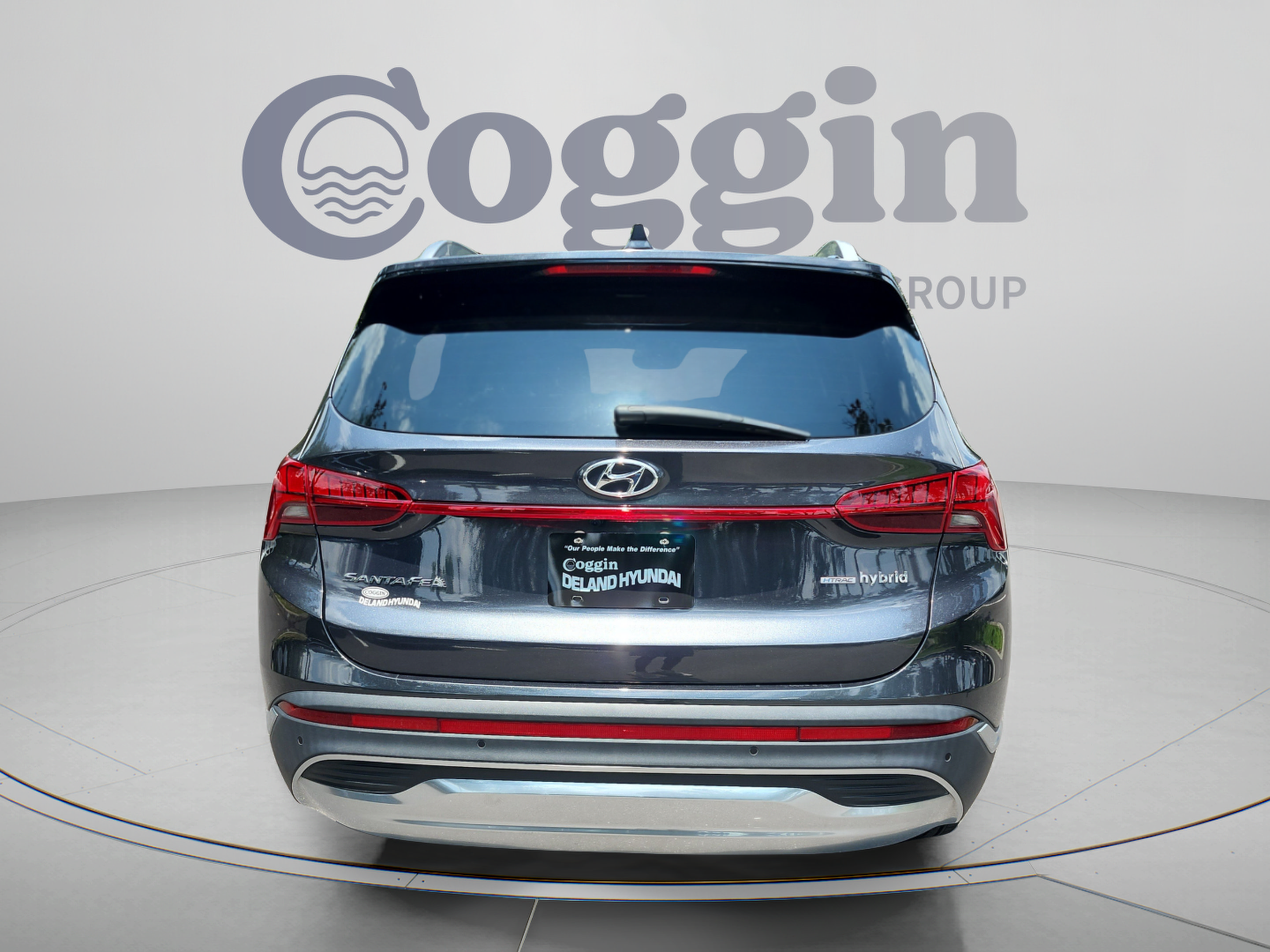 Used 2023 Hyundai Santa Fe SEL Premium AWD/4WD image 4