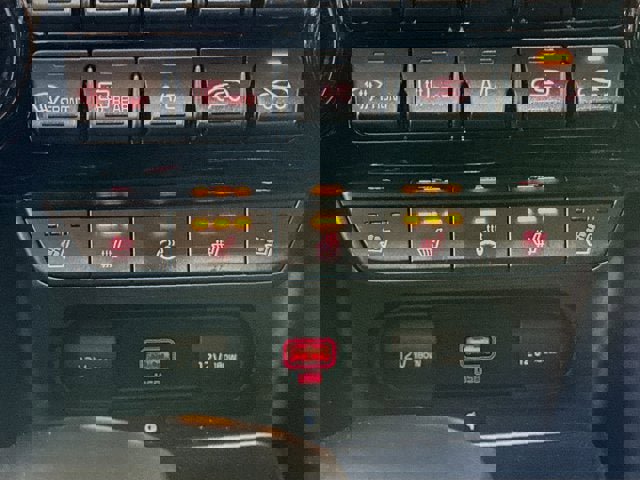 Certified 2022 Kia Sportage EX w/ EX Technology Package AWD/4WD image 21