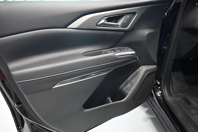 New 2026 Chevrolet Traverse LT w/ Midnight/Sport Edition FWD image 26