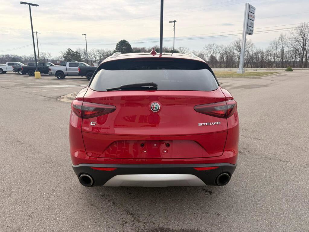 Used 2021 Alfa Romeo Stelvio Sprint w/ Cold Weather Package image 4