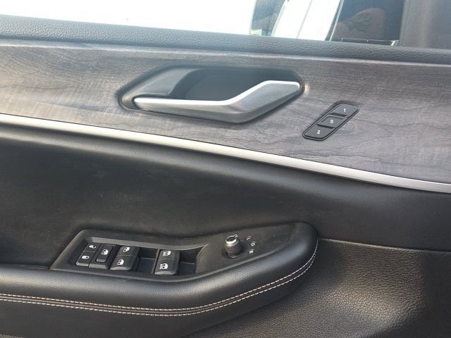 Used 2023 Jeep Grand Cherokee L Limited image 20