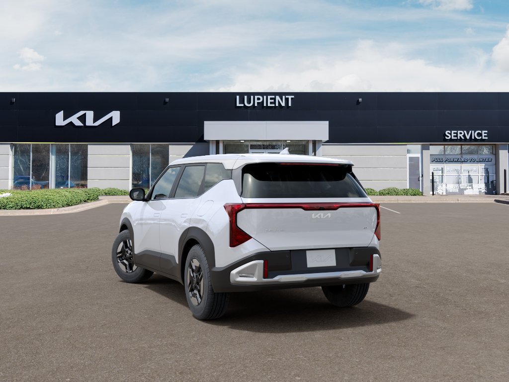 New 2027 Kia Seltos LX AWD/4WD image 6