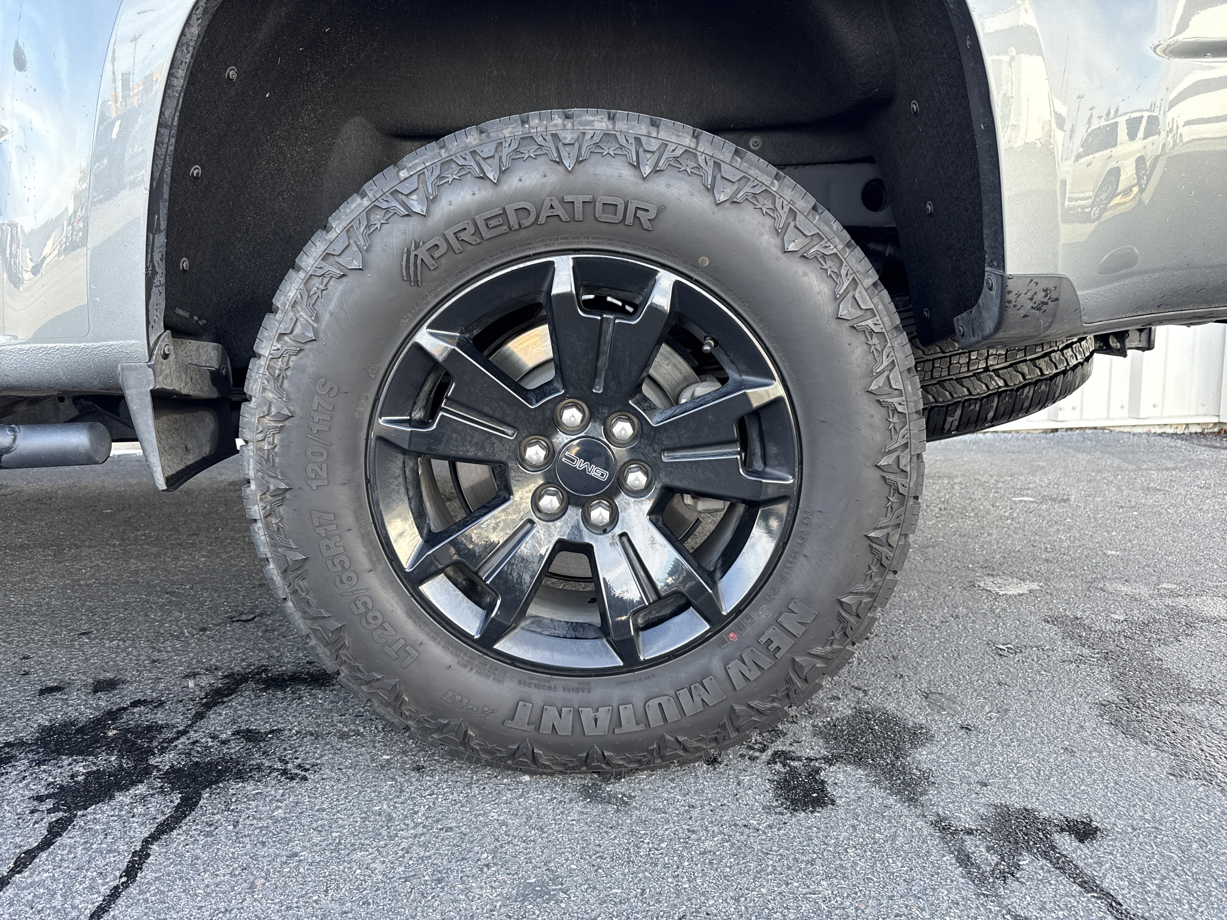 Used 2022 GMC Canyon AT4 image 3