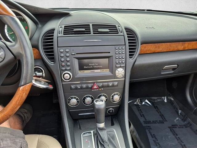 Used 2010 Mercedes-Benz SLK 300 image 13