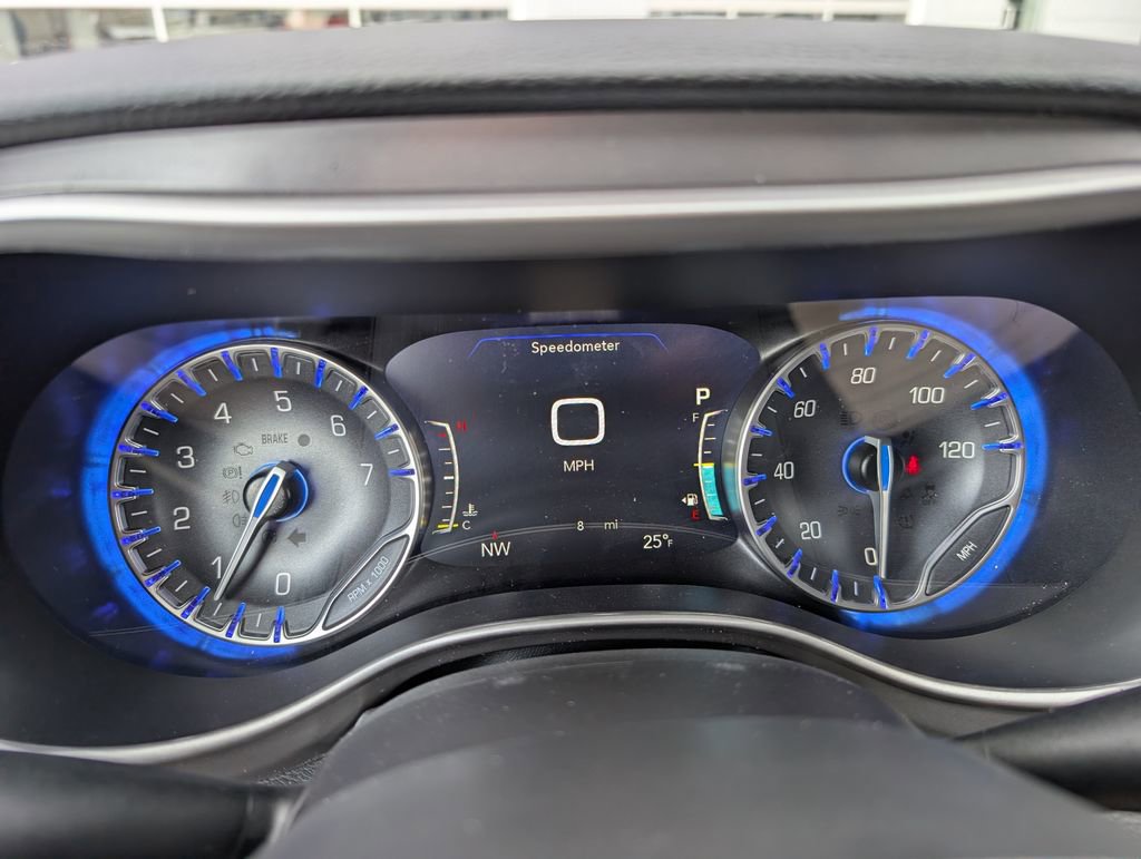 New 2026 Chrysler Pacifica Select image 21