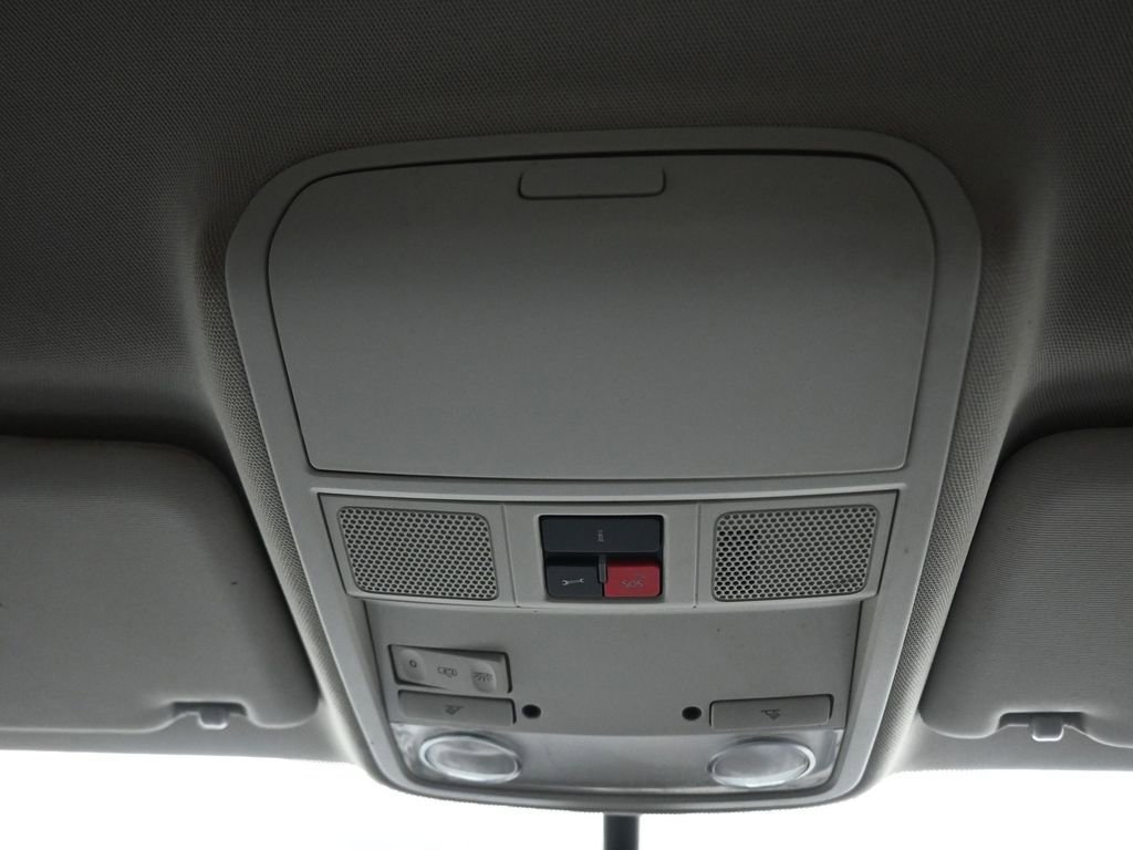 Used 2014 Volkswagen Passat 1.8T Wolfsburg Edition image 21