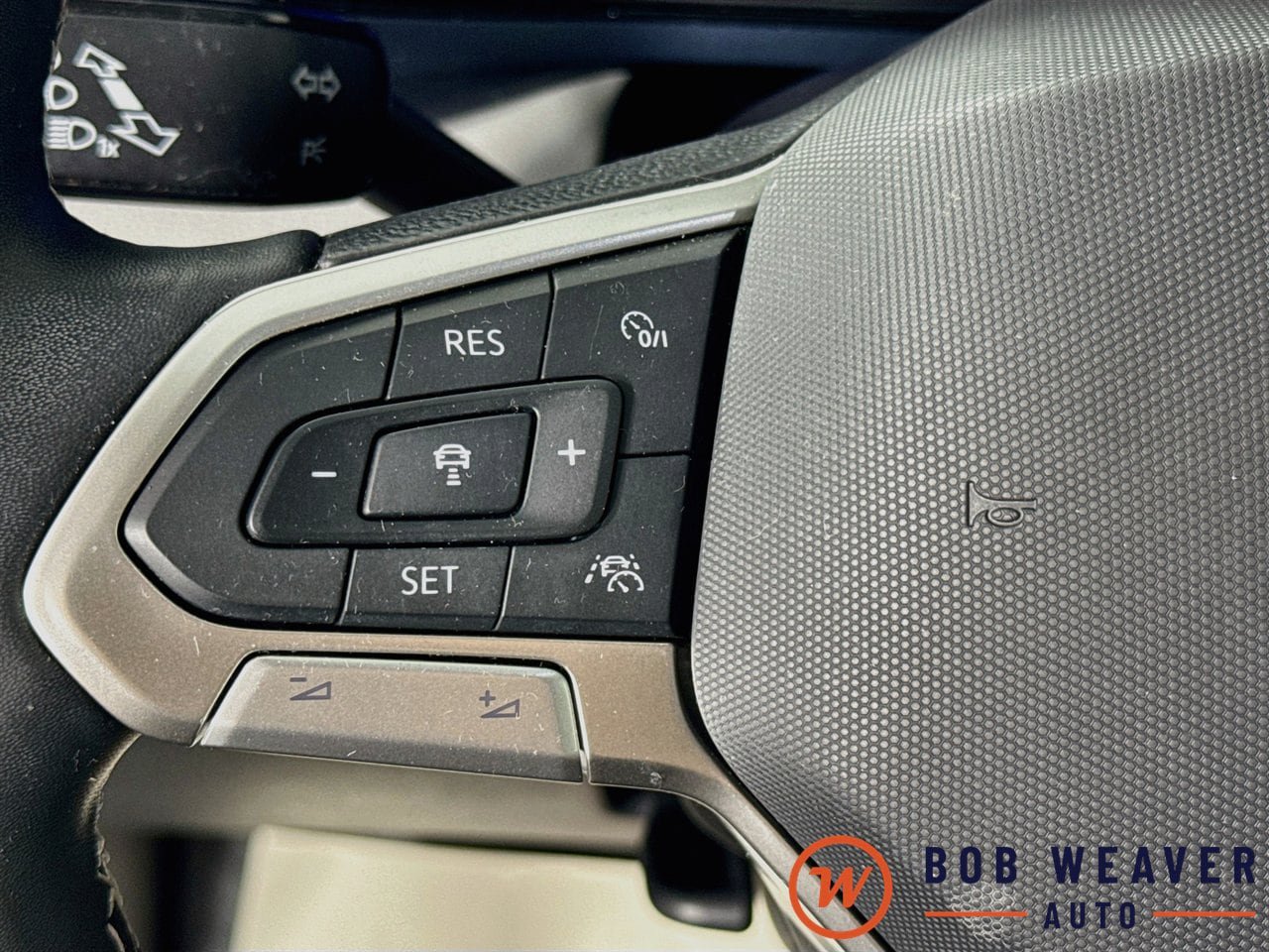 Used 2024 Volkswagen Taos SE AWD/4WD image 12